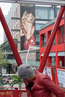 Taipei 101 is sexy red